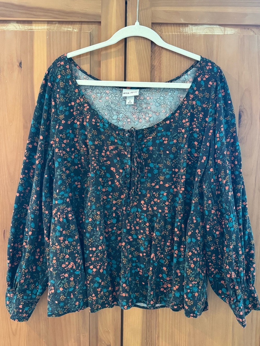 Ava & Viv Teal Floral Scoop Neck Peasant Blouse